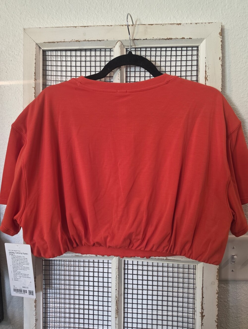 NWT Lululemon Cropped Top - Picture 4 of 5